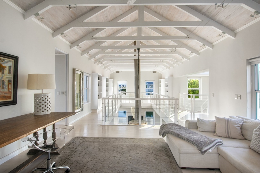 5 Bedroom Property for Sale in Thesen Islands Western Cape